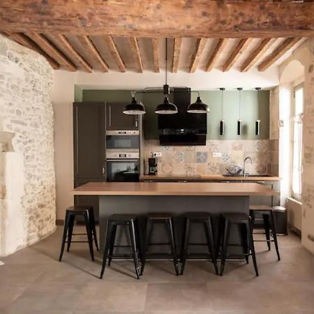 La Tour 1 Appartement Au Coeur Du Centre Ville LʼIsle-sur-la-Sorgue 외부 사진