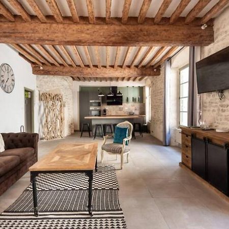 La Tour 1 Appartement Au Coeur Du Centre Ville LʼIsle-sur-la-Sorgue 외부 사진