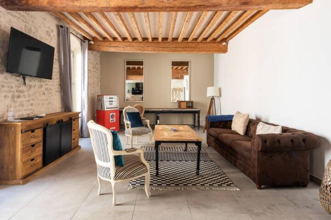 La Tour 1 Appartement Au Coeur Du Centre Ville LʼIsle-sur-la-Sorgue 외부 사진
